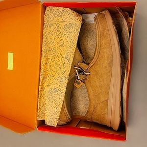 Shoes, roper brand, size 11EE , tan color, new in the box.